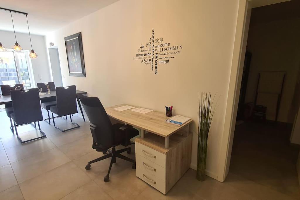 Grosse Moderne Ferienwohnung Auch Als Monteur Unterkunft Nutzbar, In Stolberg - Vicht Kültér fotó