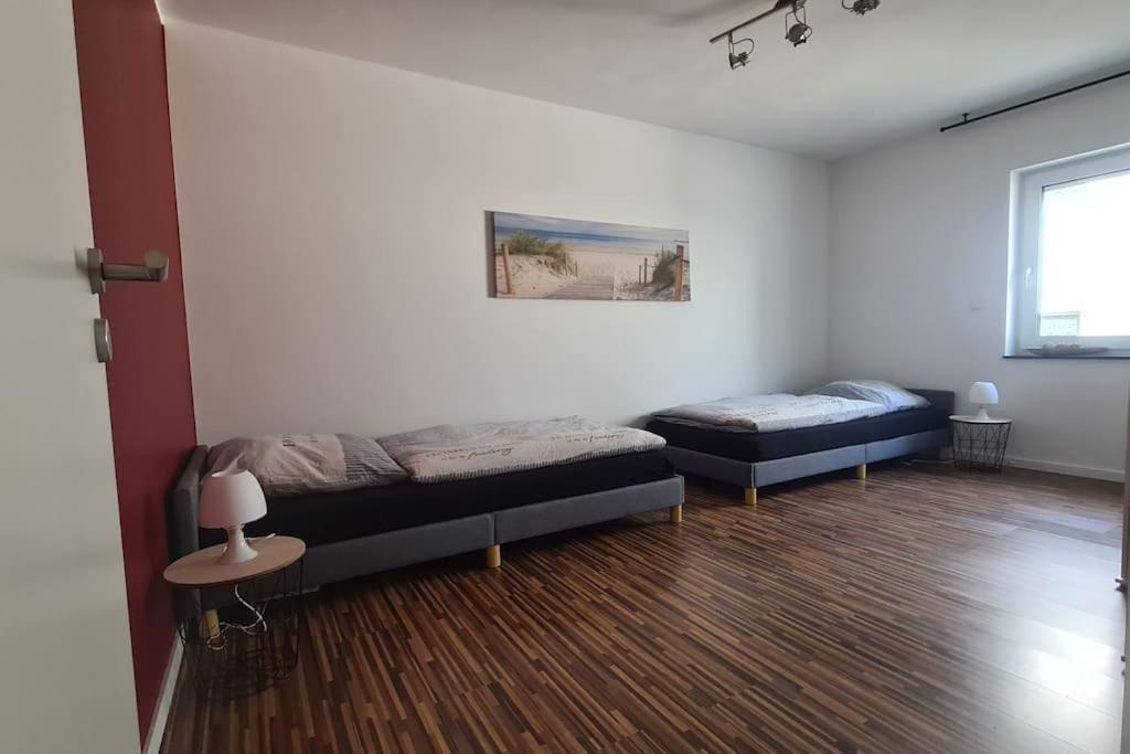 Grosse Moderne Ferienwohnung Auch Als Monteur Unterkunft Nutzbar, In Stolberg - Vicht Kültér fotó