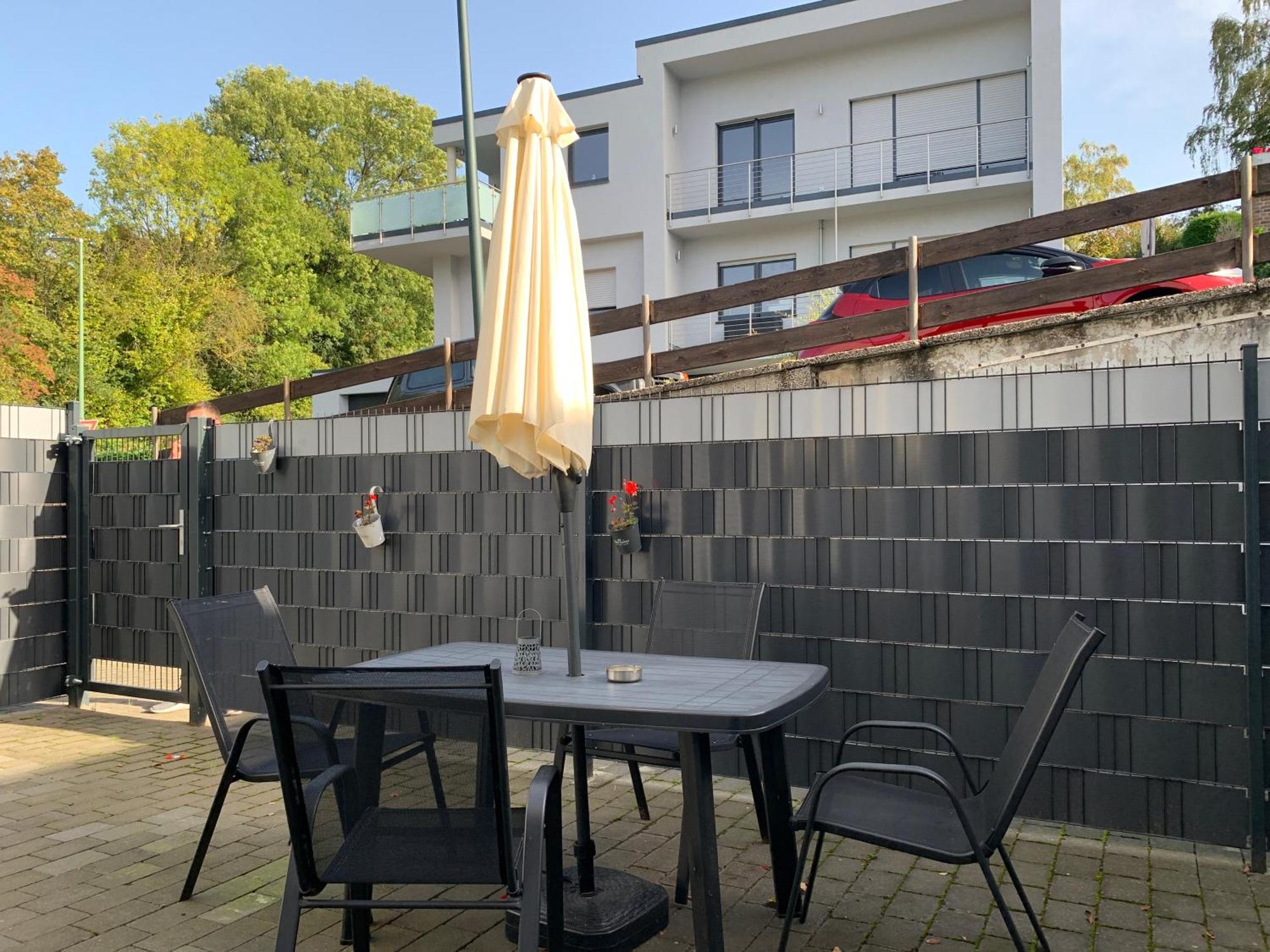 Grosse Moderne Ferienwohnung Auch Als Monteur Unterkunft Nutzbar, In Stolberg - Vicht Kültér fotó